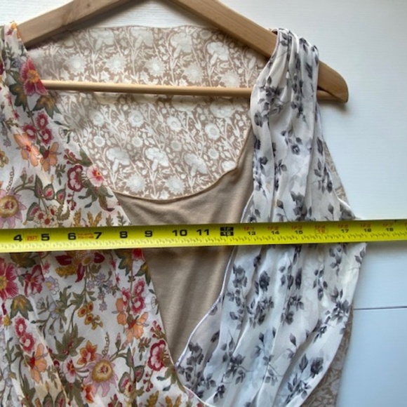 Bailey 44 Silk Wrap Style Sleeveless Blouse Floral Print Size Small - Picture 11 of 12